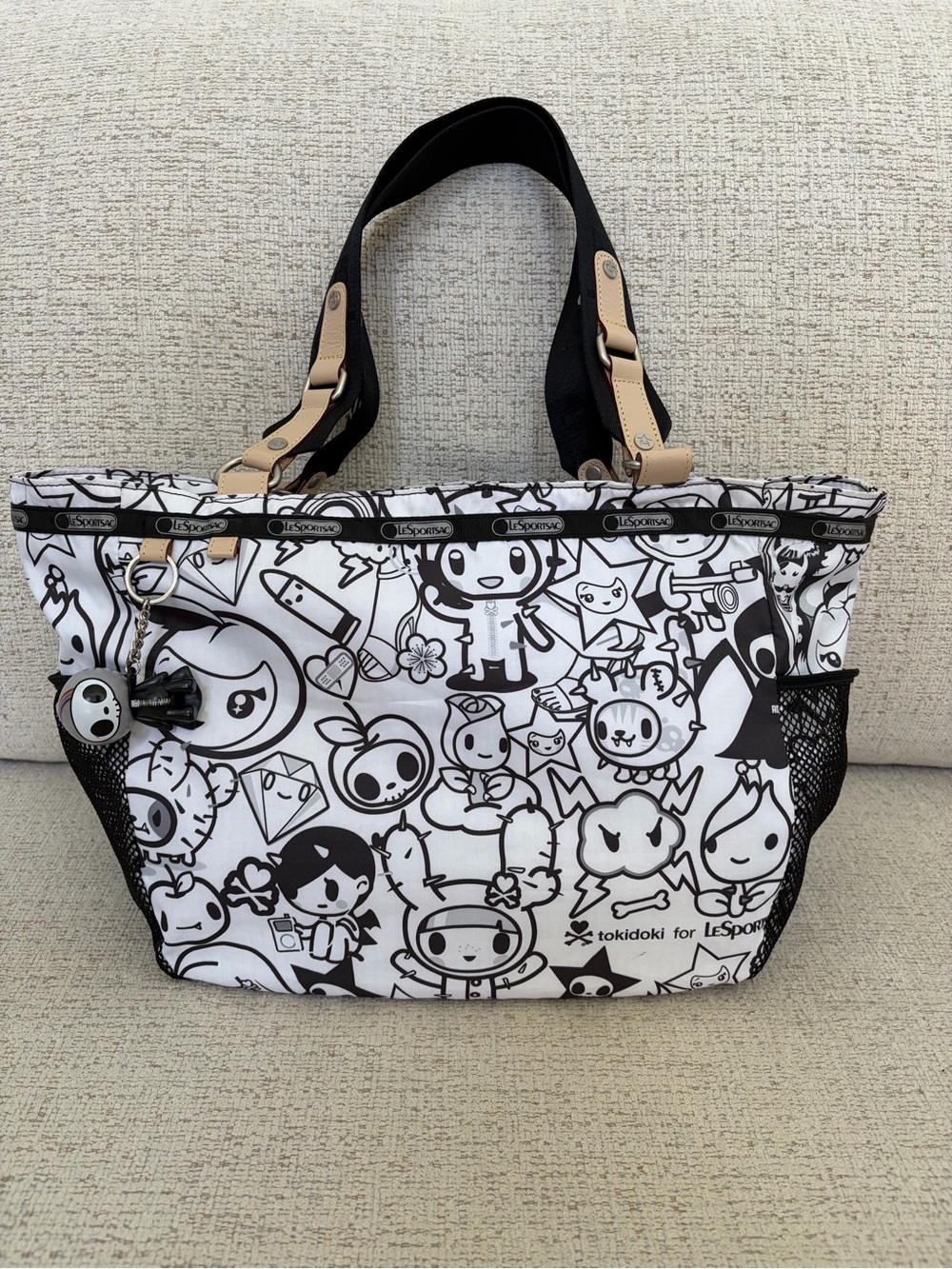 Updated Photos- Lesportsac Tokidoki Mamma Mia Buon Viaggio Tutti Tote RARE